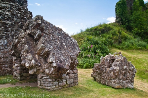 Ecosse Castle Lochness1